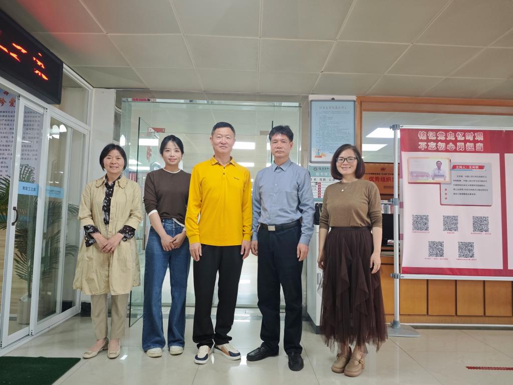 【工作动态】|| 闽江师范高等专科学校图书馆同仁莅临我馆参观交流
