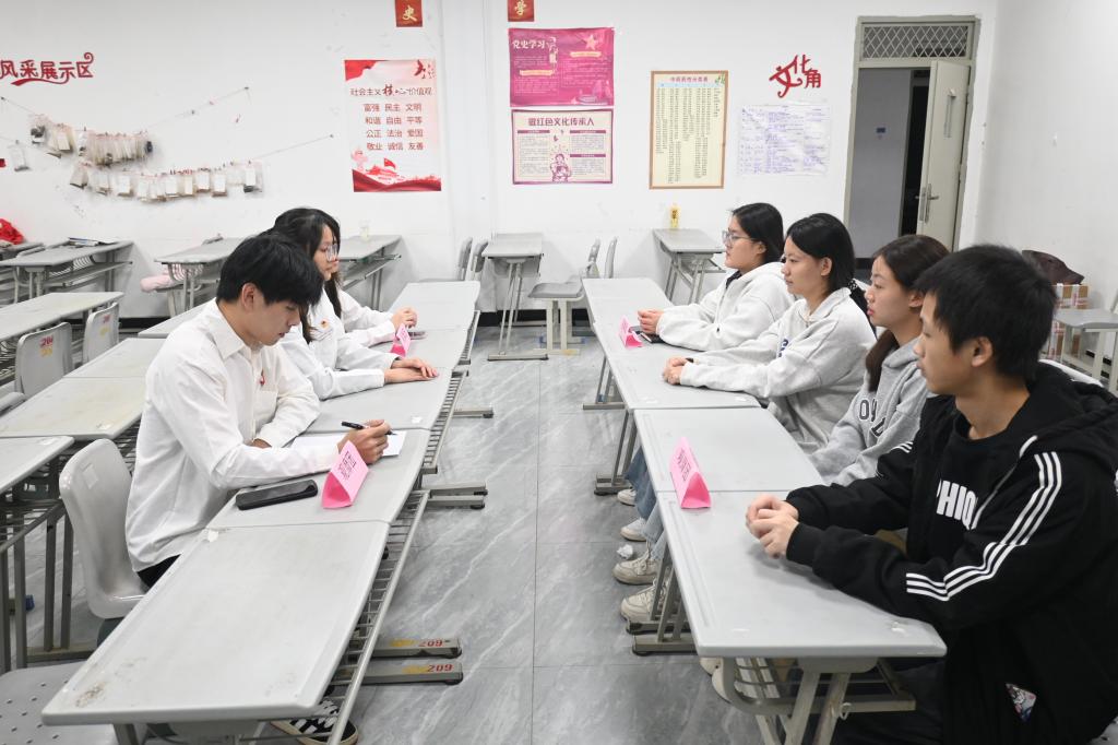 f7952b9edefaa0fbe1095863473b38b8